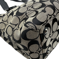 Coach Handtasche Tote bag Signature grau – Ecken im Detail