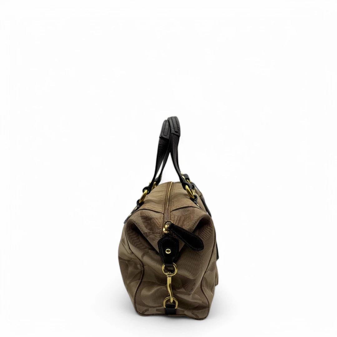 Coach handbag beige