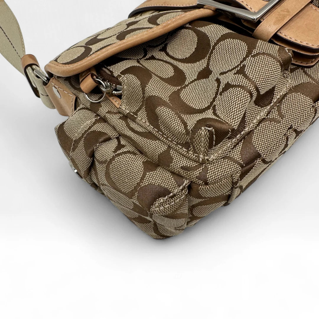 Handbag Signature