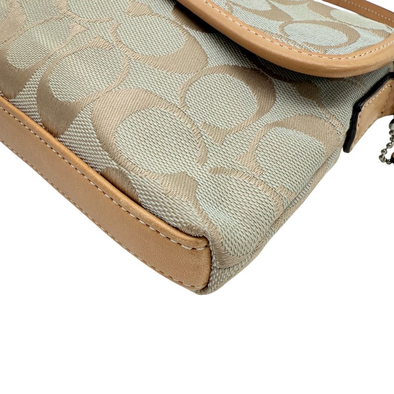 Coach Pochette Signature Soho
