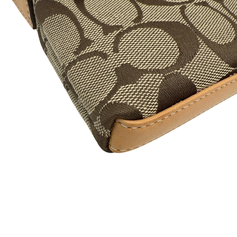 Coach Pochette Signature Soho