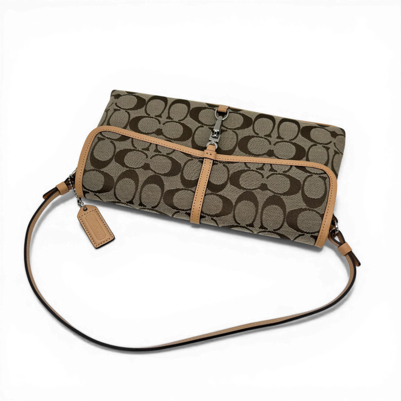Coach Pochette Signature Soho