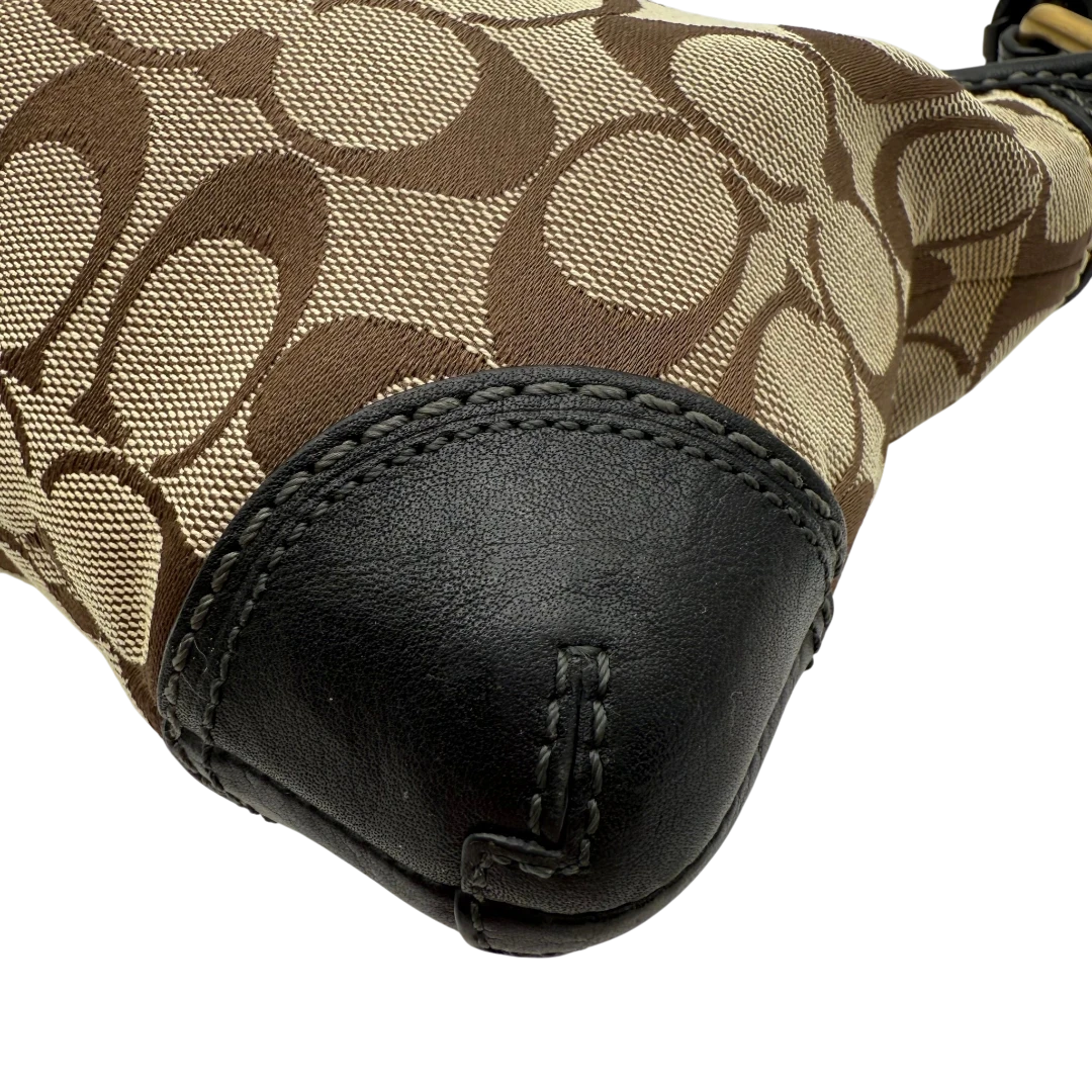 Coach Pochette Signature
