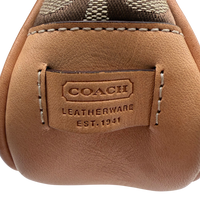Coach Pochette Signature