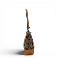 Coach Pochette Signature