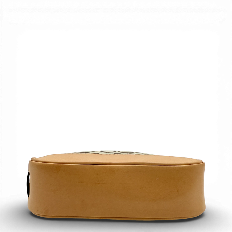 Coach Pochette Signature
