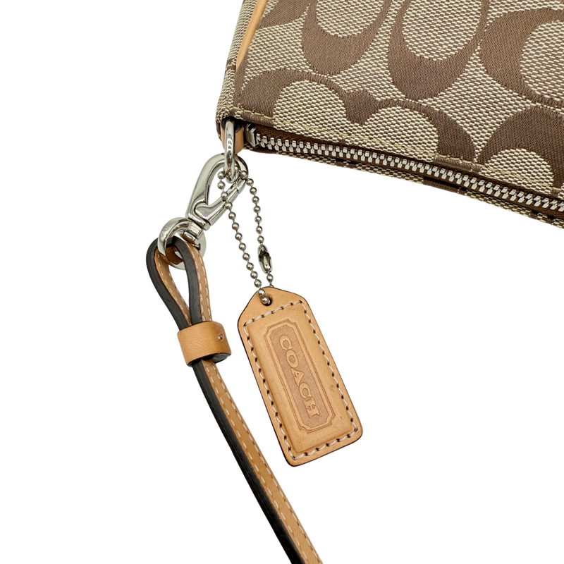 Coach Pochette Signature