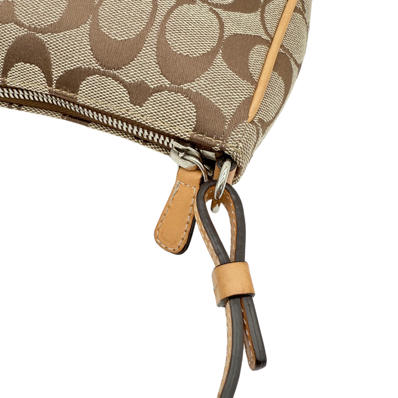 Coach Pochette Signature