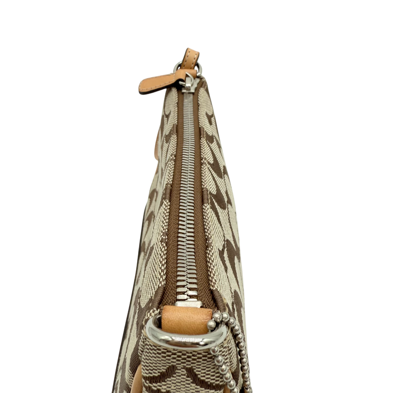Coach Pochette Signature