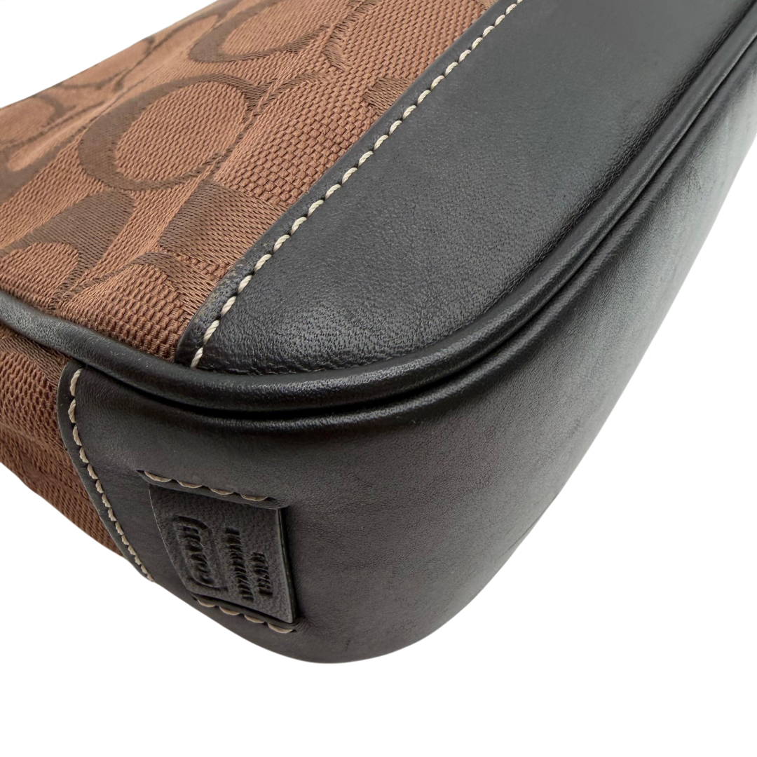 Coach Pochette Signature