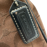 Coach Pochette Signature