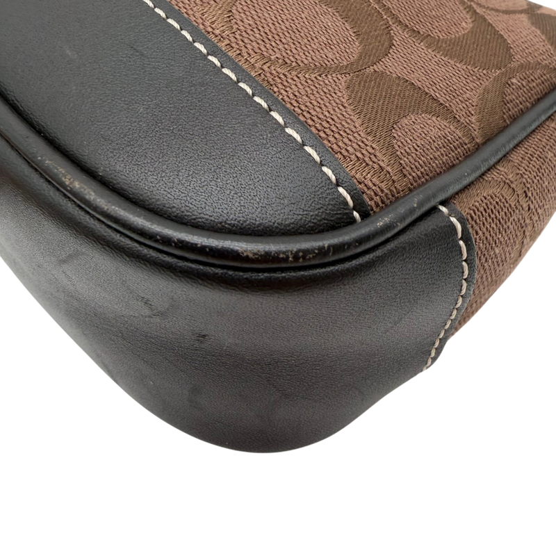 Coach Pochette Signature