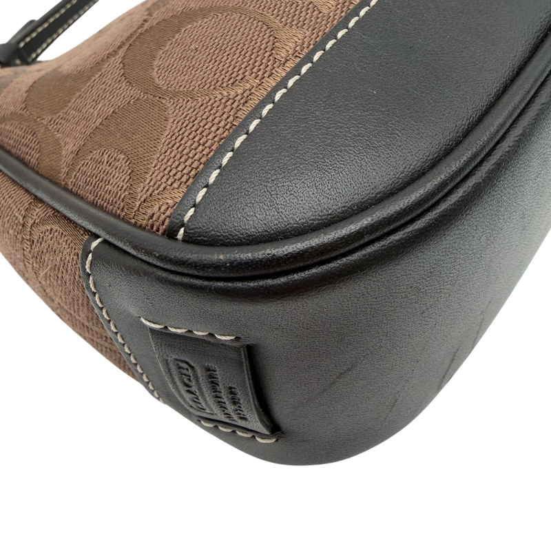 Coach Pochette Signature