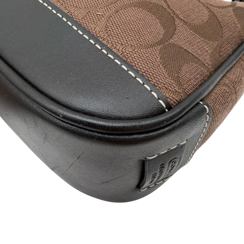 Coach Pochette Signature