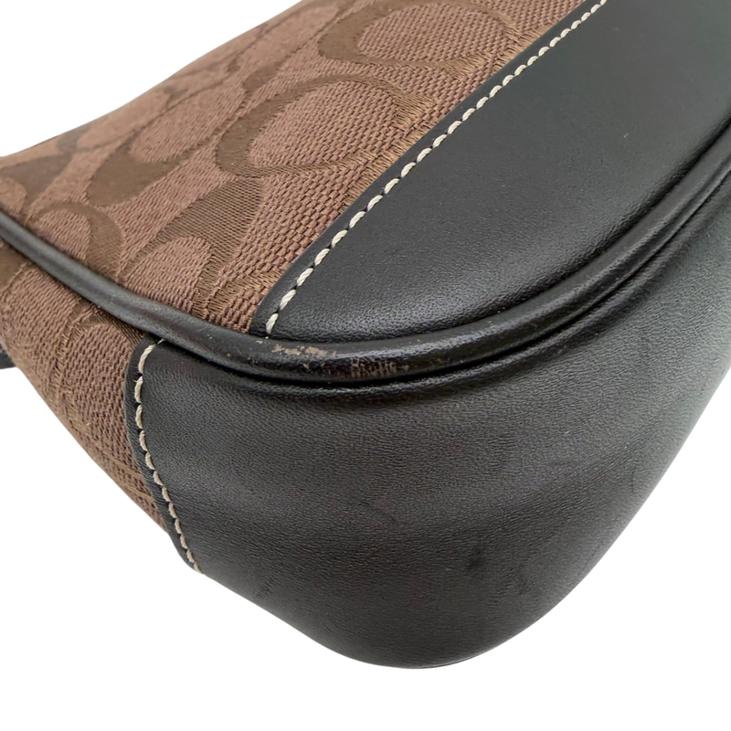 Coach Pochette Signature