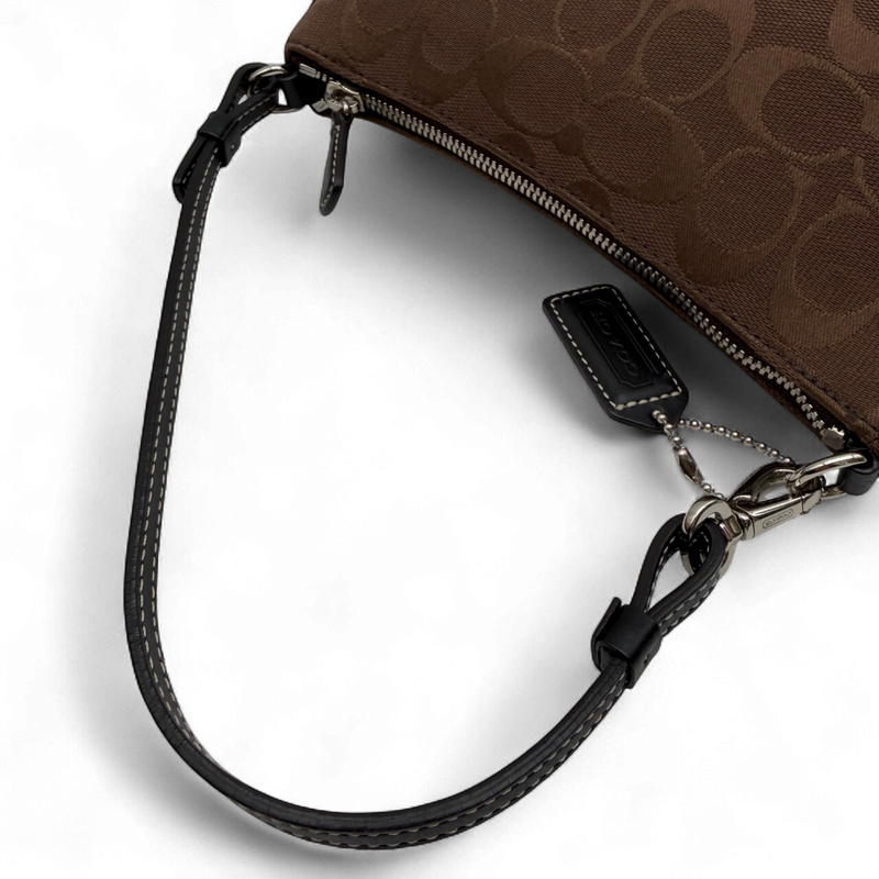 Coach Pochette Signature