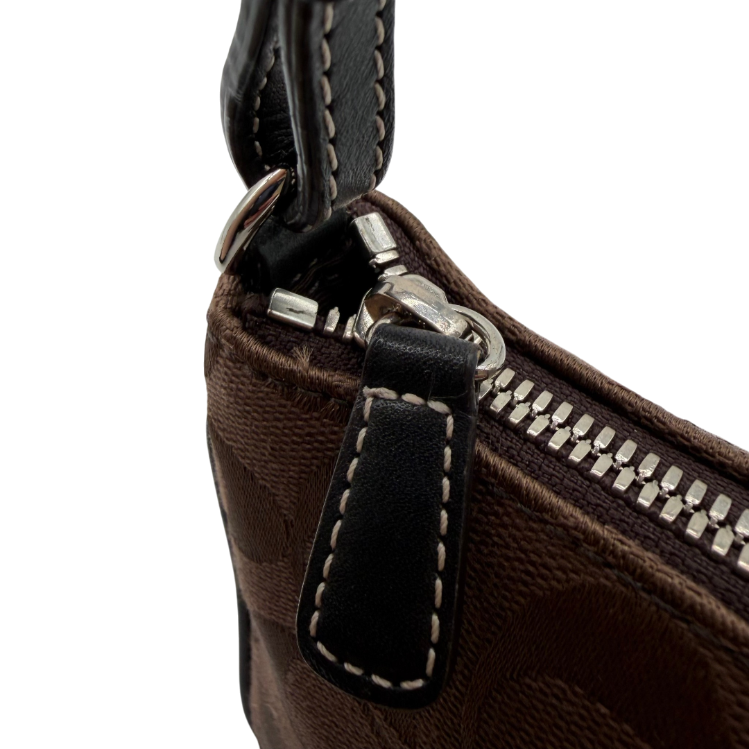 Coach Pochette Signature