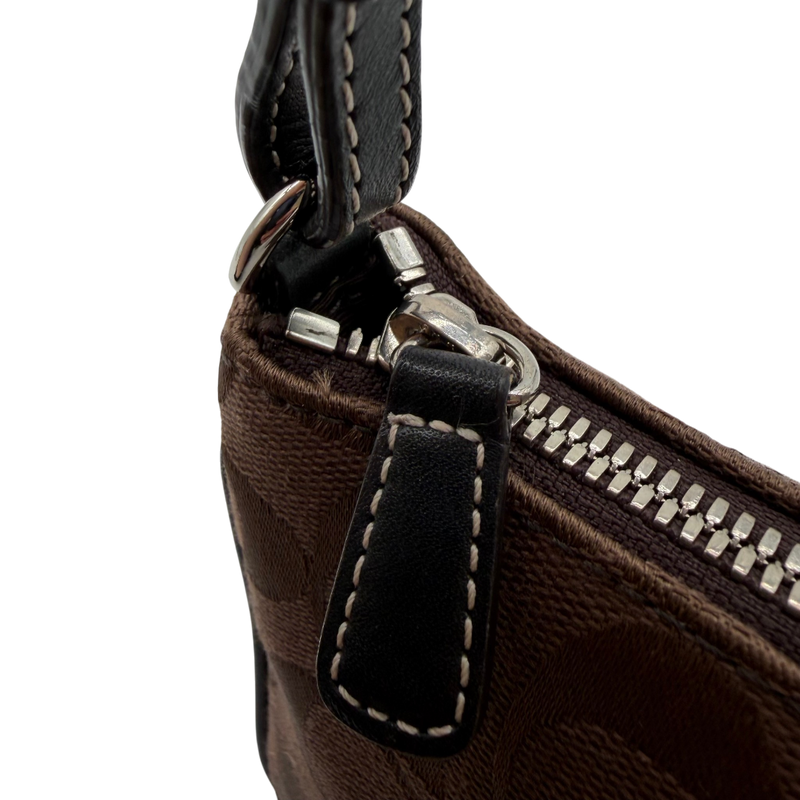 Coach Pochette Signature