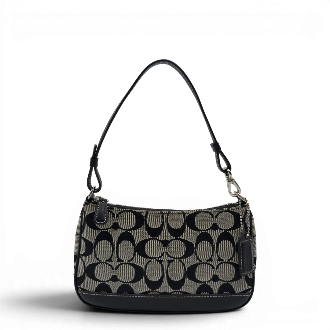 Coach Pochette Signature