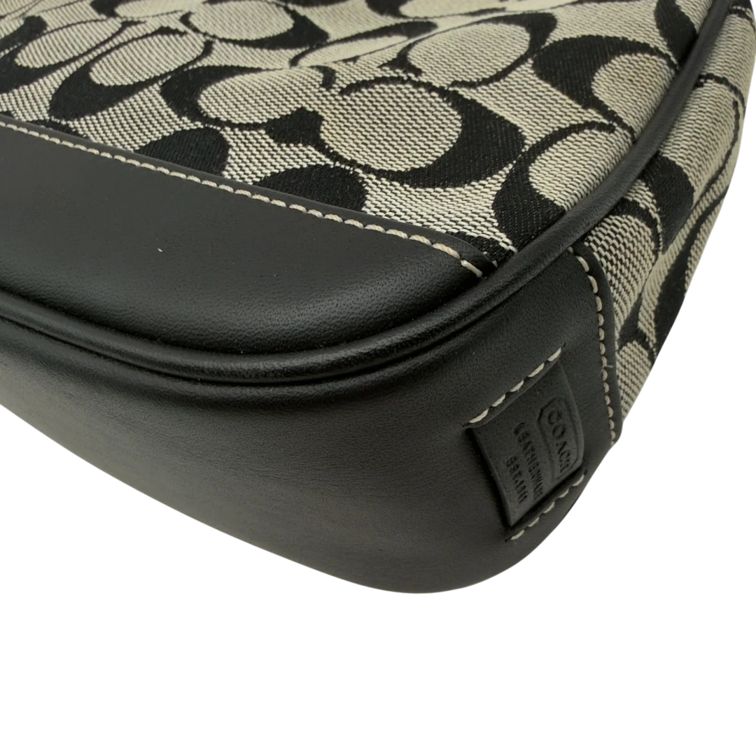 Coach Pochette Signature