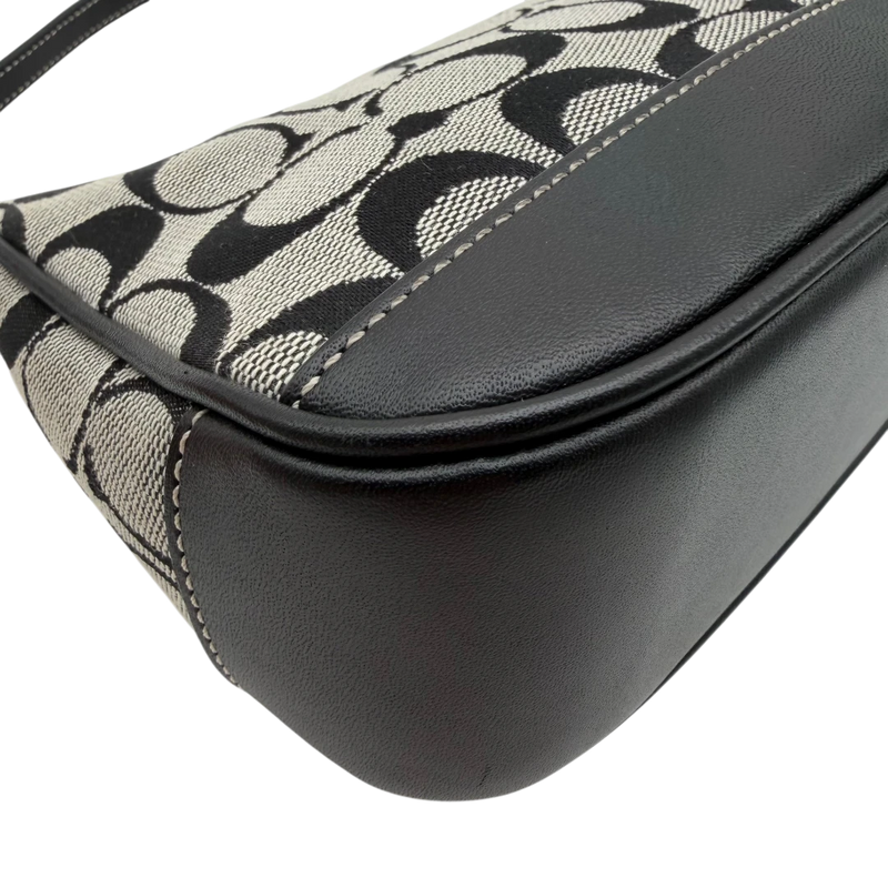 Coach Pochette Signature