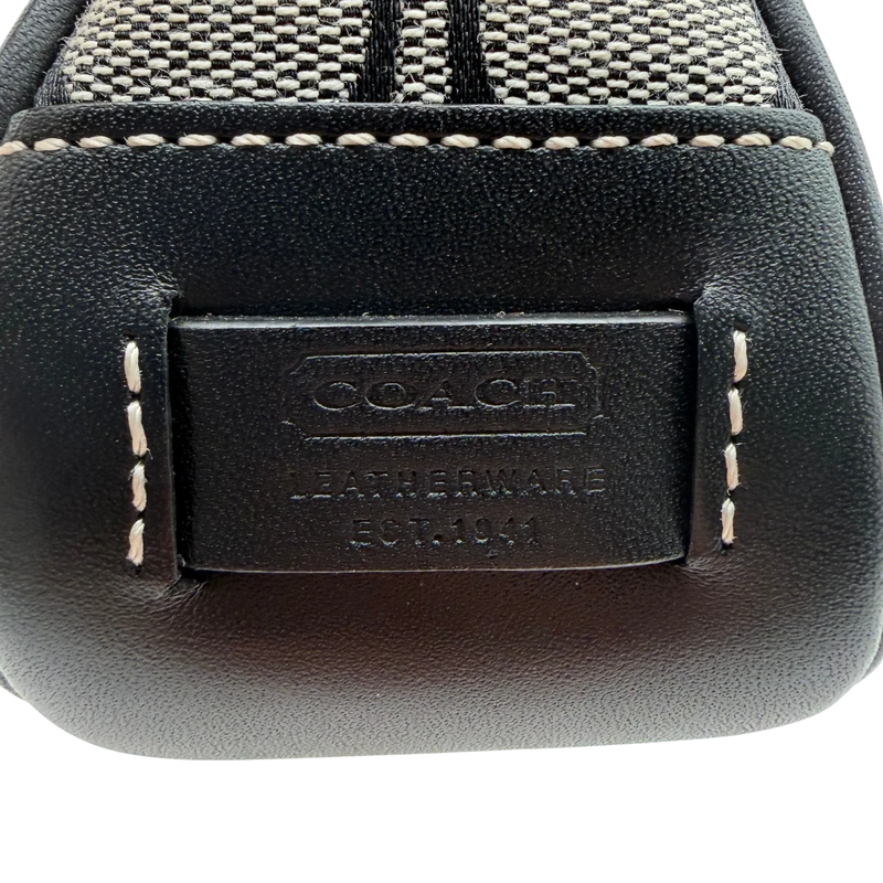 Coach Pochette Signature
