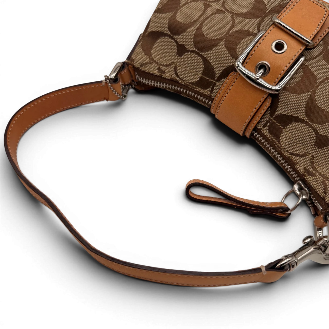 Coach Pochette Signature