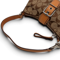Coach Pochette Signature