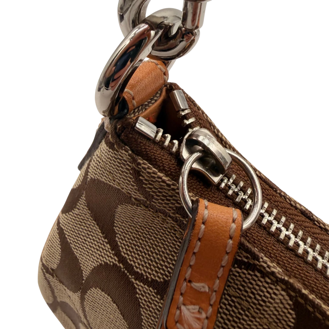 Coach Pochette Signature