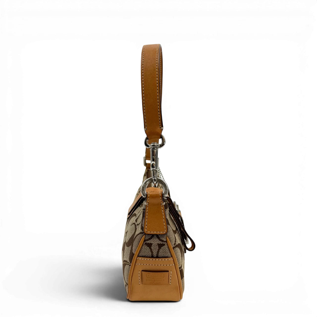 Coach Pochette Signature