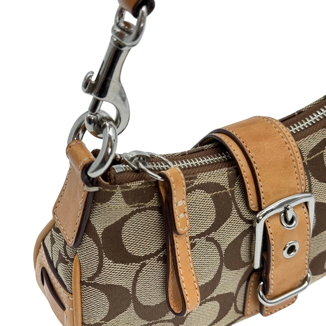 Coach Pochette Signature