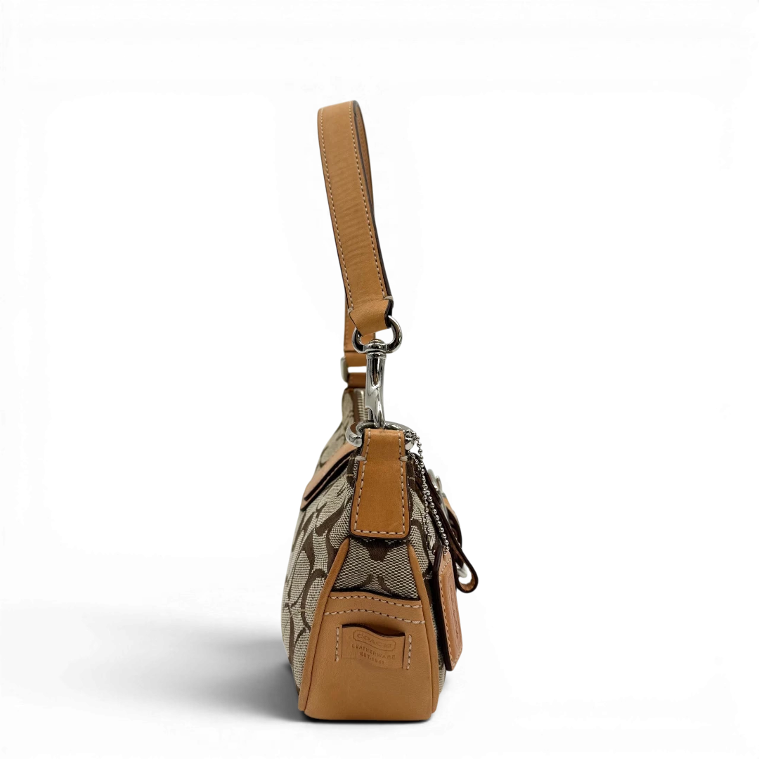 Coach Pochette Signature