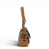 Coach Pochette Signature