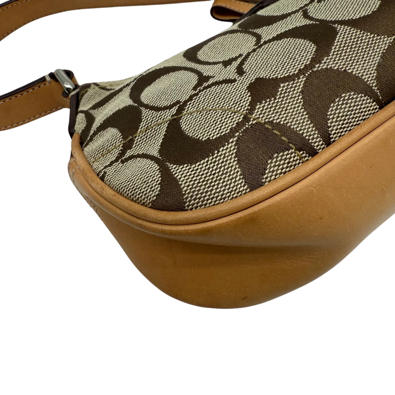 Coach Pochette Signature