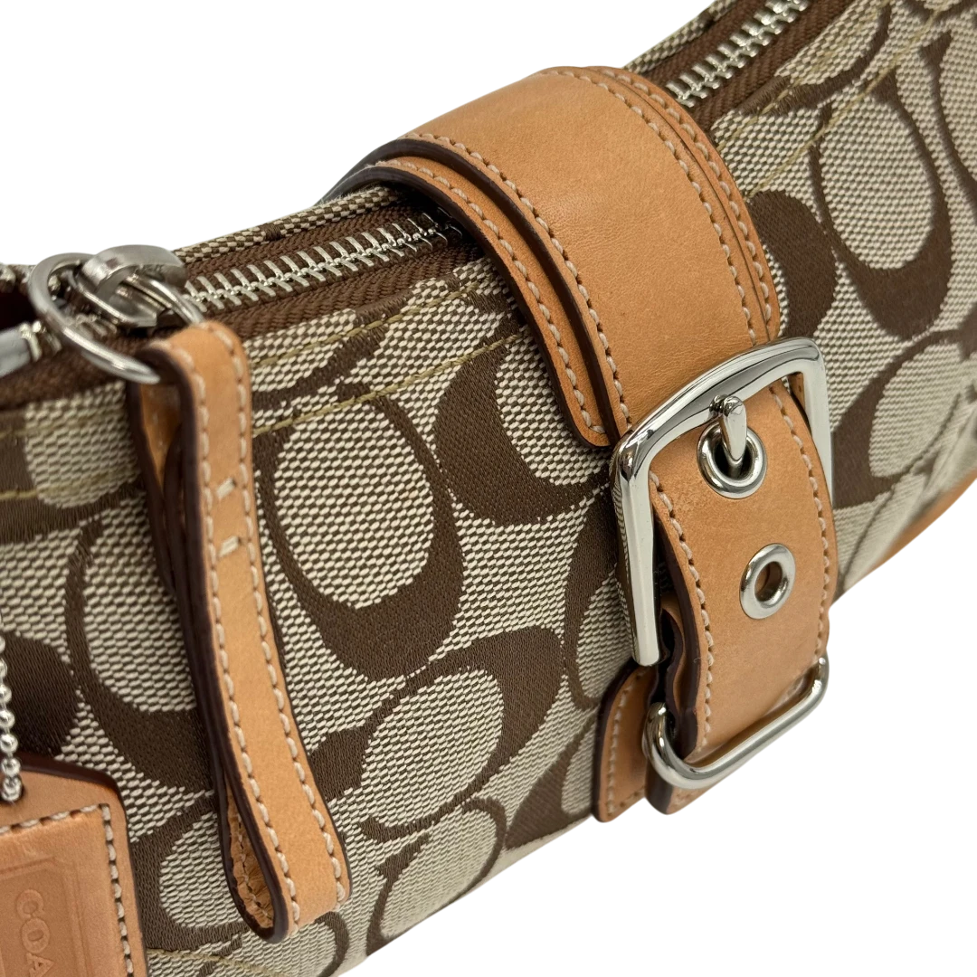 Coach Pochette Signature