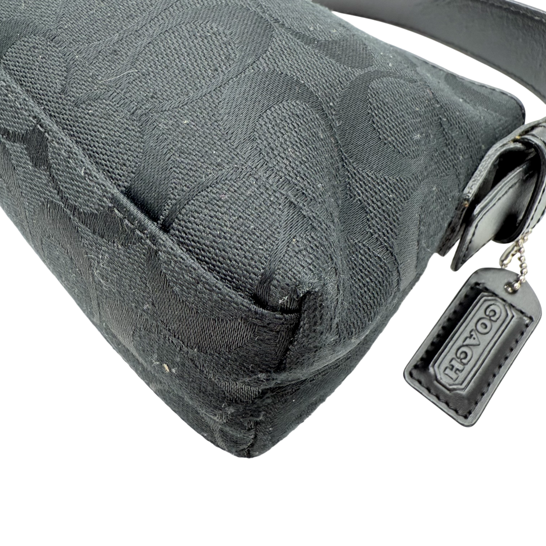 Coach Pochette Signature