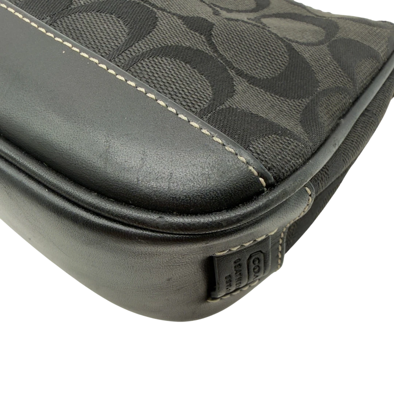 Coach Pochette Signature
