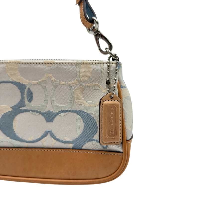 Coach Pochette Signature