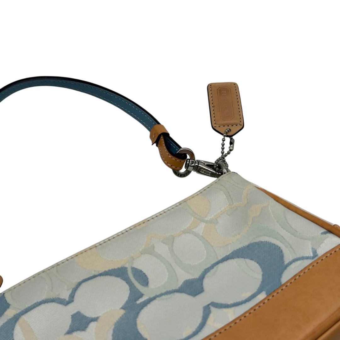 Coach Pochette Signature