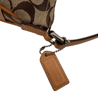Coach Pochette mit Schnalle Signature beige