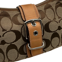 Coach Pochette mit Schnalle Signature beige