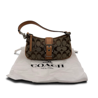 Coach Pochette mit Schnalle Signature beige