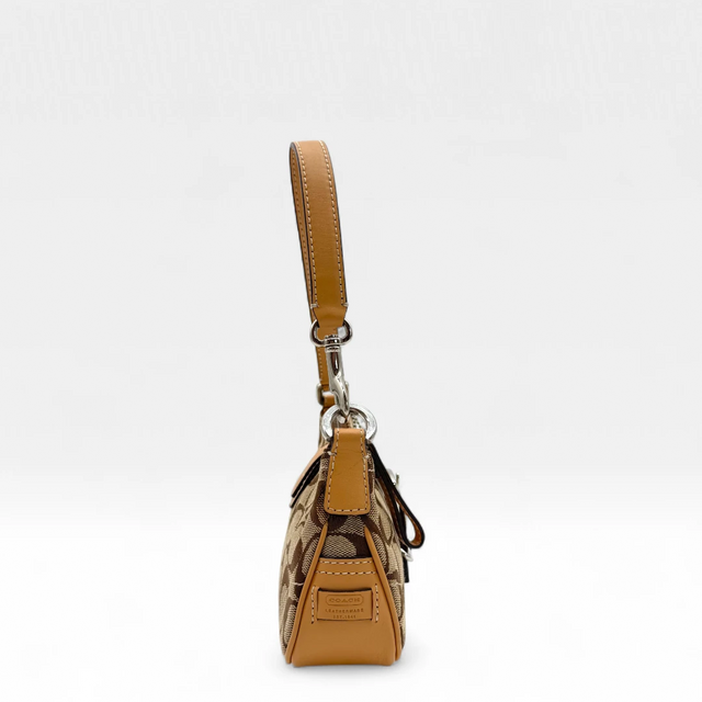 Coach small buckle pouch monogram beige