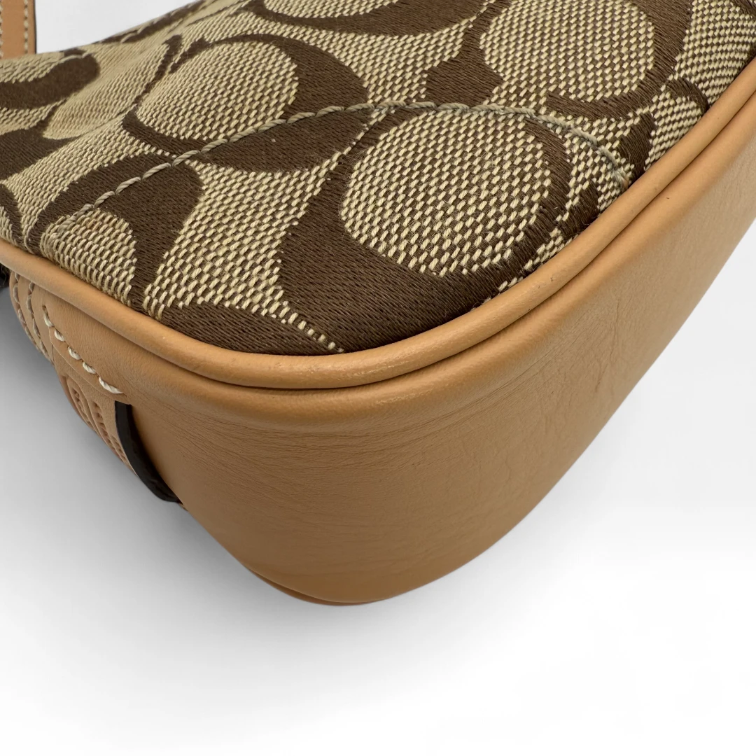 Coach small buckle pouch monogram beige