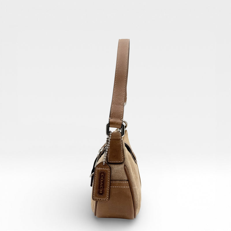 Coach Pochette mit Schnalle