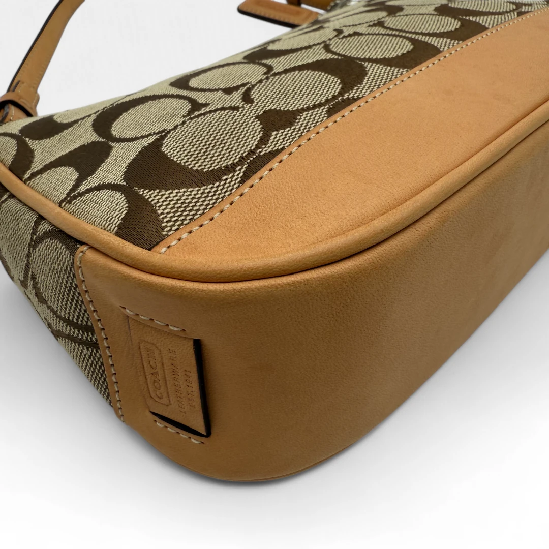 Coach Pochette