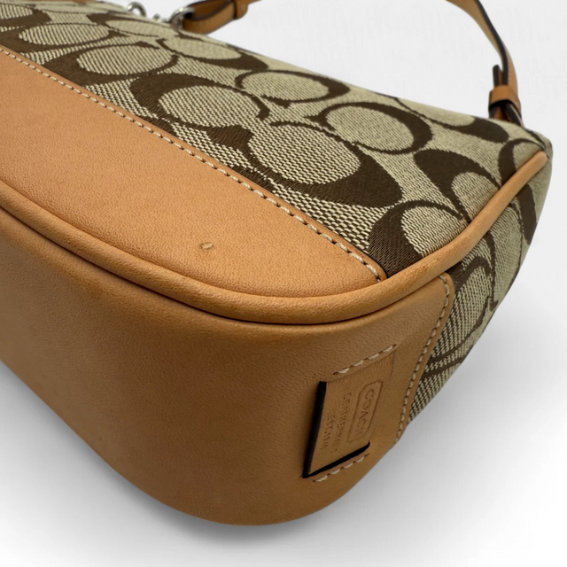 Coach Pochette