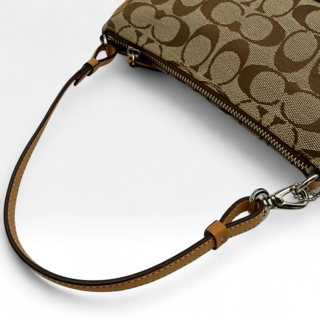 Coach Pochette