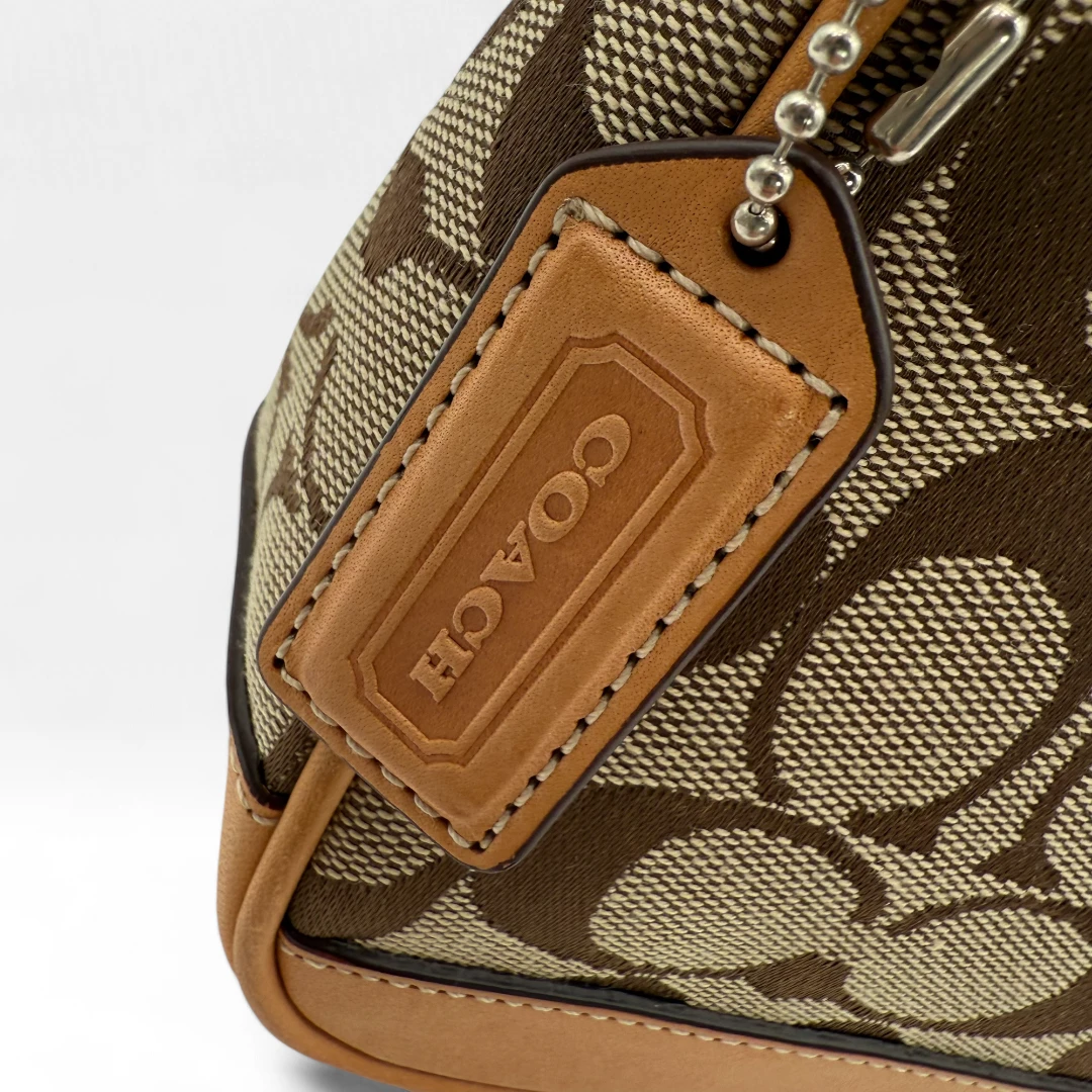 Coach Pochette