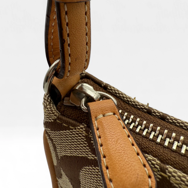Coach Pochette